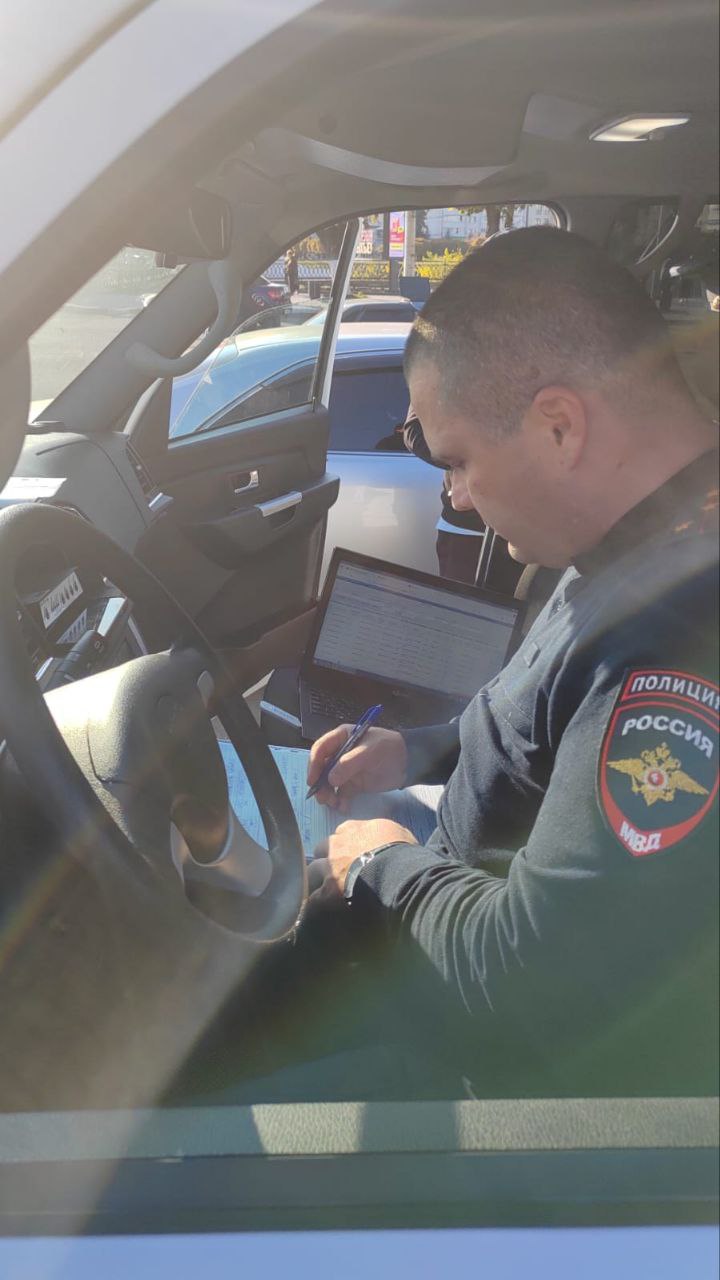 В минувший четверг состоялся не обычный профилактический рейд, а настоящая "техническая проверка", организованная сотрудниками технического надзора Госавтоинспекции Северной Осетии В минувший четверг состоялся не обычный профилактический рейд, а настоящая "техническая проверка", организованная сотрудниками технического надзора Госавтоинспекции Северной Осетии