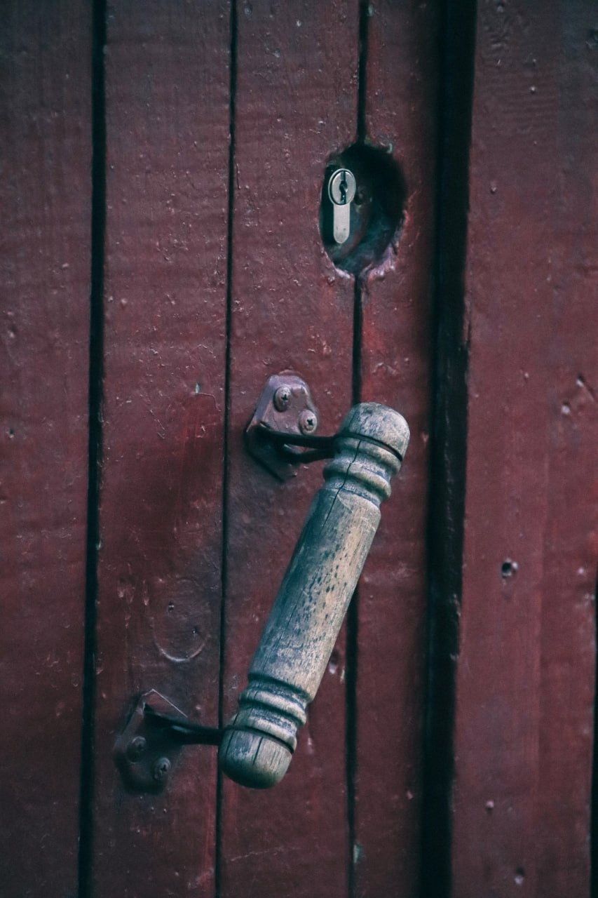 Улица Бородинская во Владикавказе сформировалась в начале 1910-х годов путём объединения трёх улиц, возникших в середине XIX века: 1-й Большой Георгиевской, Георгиевской и Малой Георгиевской Улица Бородинская во Владикавказе сформировалась в начале 1910-х годов путём объединения трёх улиц, возникших в середине XIX века: 1-й Большой Георгиевской, Георгиевской и Малой Георгиевской