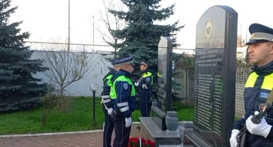 Сегодня, 8 ноября, сотрудники Госавтоинспекции Республики Северная Осетия – Алания вместе с руководством и ветеранами ведомства собрались на плацу отдельного батальона, чтобы почтить память коллег, погибших при исполнении...