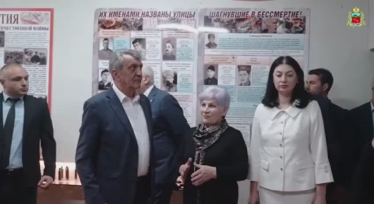 Глава РСО-Алания Сергей Меняйло посетил сегодня муниципальную школу № 46 имени Героя Советского Союза Ибрагима Дзусова