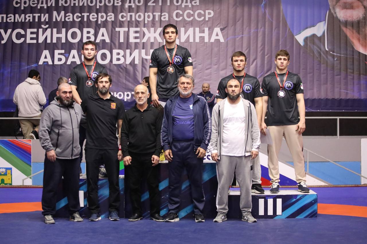 Мемориал Гусейнова: осетинские борцы завоевали четыре награды Мемориал Гусейнова: осетинские борцы завоевали четыре награды