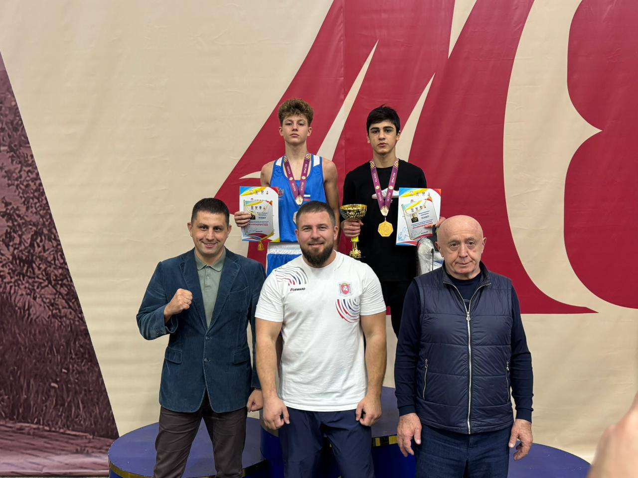 Во Дворце спорта «Манеж» состоялись межрегиональные соревнования по боксу среди юношей и девушек 15-16 лет памяти дважды Героя Советского Союза, Героя Монгольской Республики, генерала армии Исса Плиева Во Дворце спорта «Манеж» состоялись межрегиональные соревнования по боксу среди юношей и девушек 15-16 лет памяти дважды Героя Советского Союза, Героя Монгольской Республики, генерала армии Исса Плиева