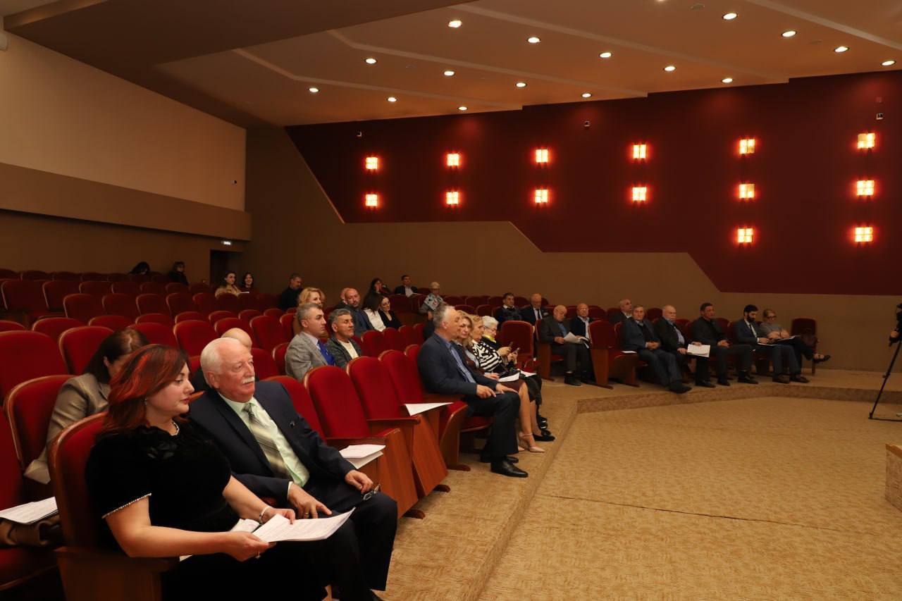 В городской администрации прошло заседание Общественного совета МО г. Владикавказ под председательством Вячеслава Атаева В городской администрации прошло заседание Общественного совета МО г. Владикавказ под председательством Вячеслава Атаева