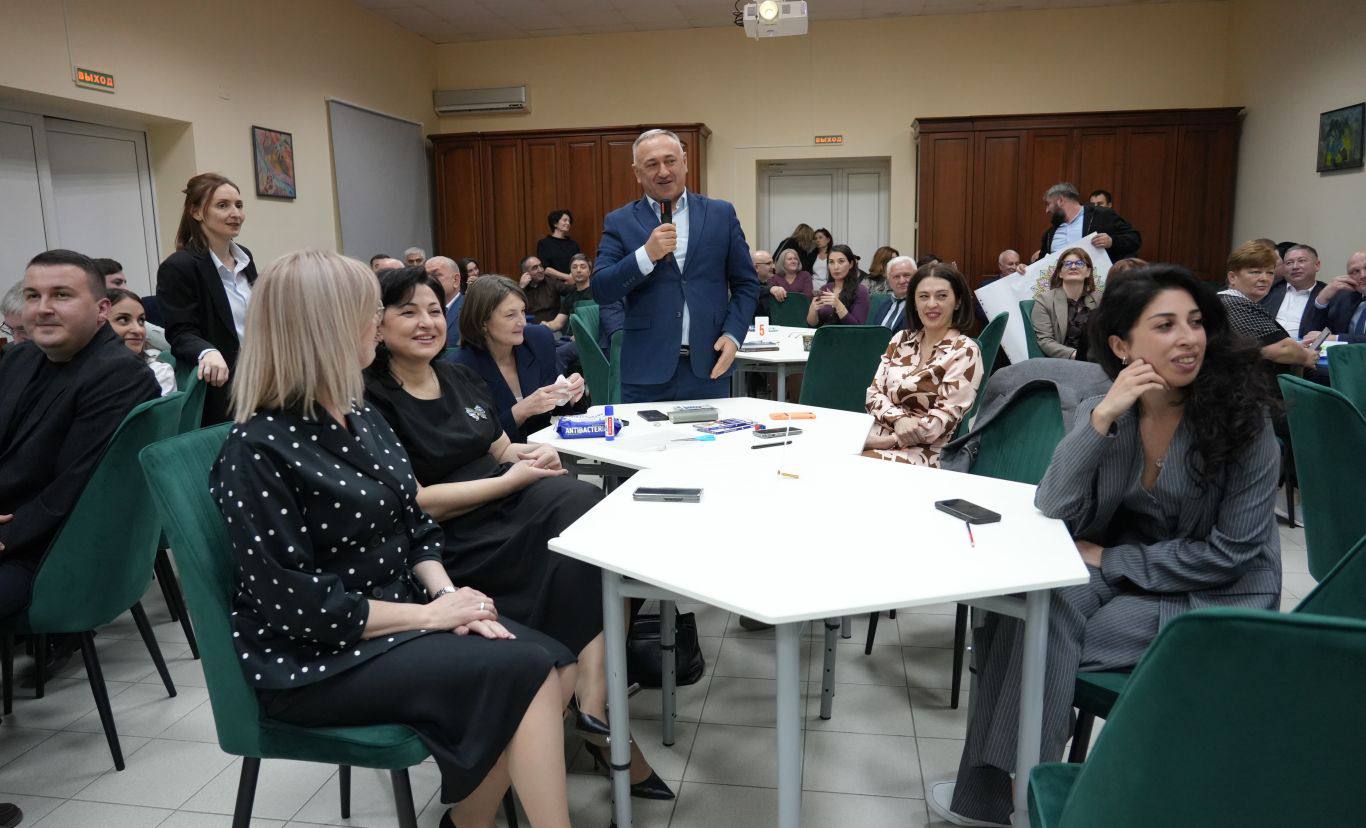 В Северной Осетии продолжается реализация проекта для руководителей органов исполнительной власти «Управленческие практики ОИВ». В Северной Осетии продолжается реализация проекта для руководителей органов исполнительной власти «Управленческие практики ОИВ».