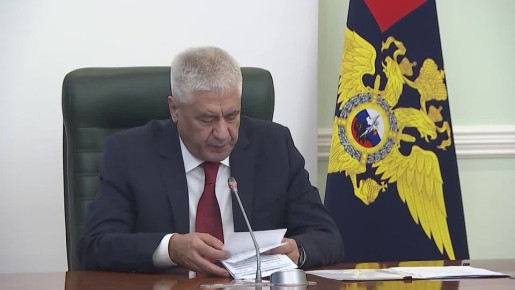 Ирина Волк: Владимир Колокольцев потребовал от Владимира Арбузова и Владимира Савчука системно подходить к вопросам противодействия посягательствам, совершаемым с применением высоких технологий