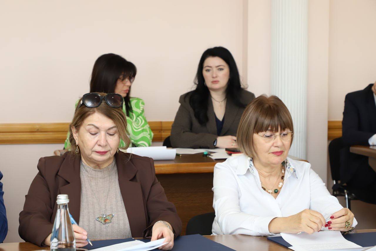 Возле стадиона «Динамо» установят памятник основателю осетинской школы вольной борьбы Аслану-Беку Дзгоеву Возле стадиона «Динамо» установят памятник основателю осетинской школы вольной борьбы Аслану-Беку Дзгоеву