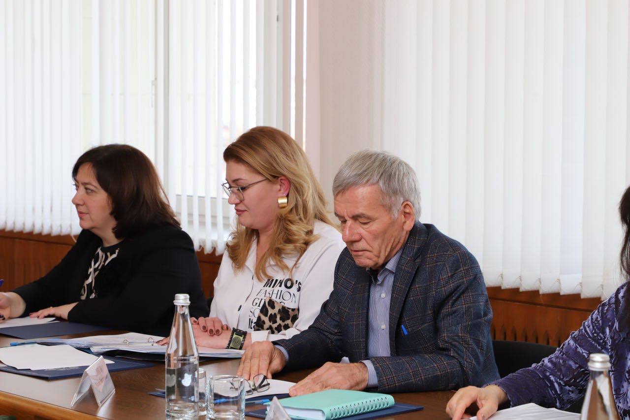 Возле стадиона «Динамо» установят памятник основателю осетинской школы вольной борьбы Аслану-Беку Дзгоеву Возле стадиона «Динамо» установят памятник основателю осетинской школы вольной борьбы Аслану-Беку Дзгоеву