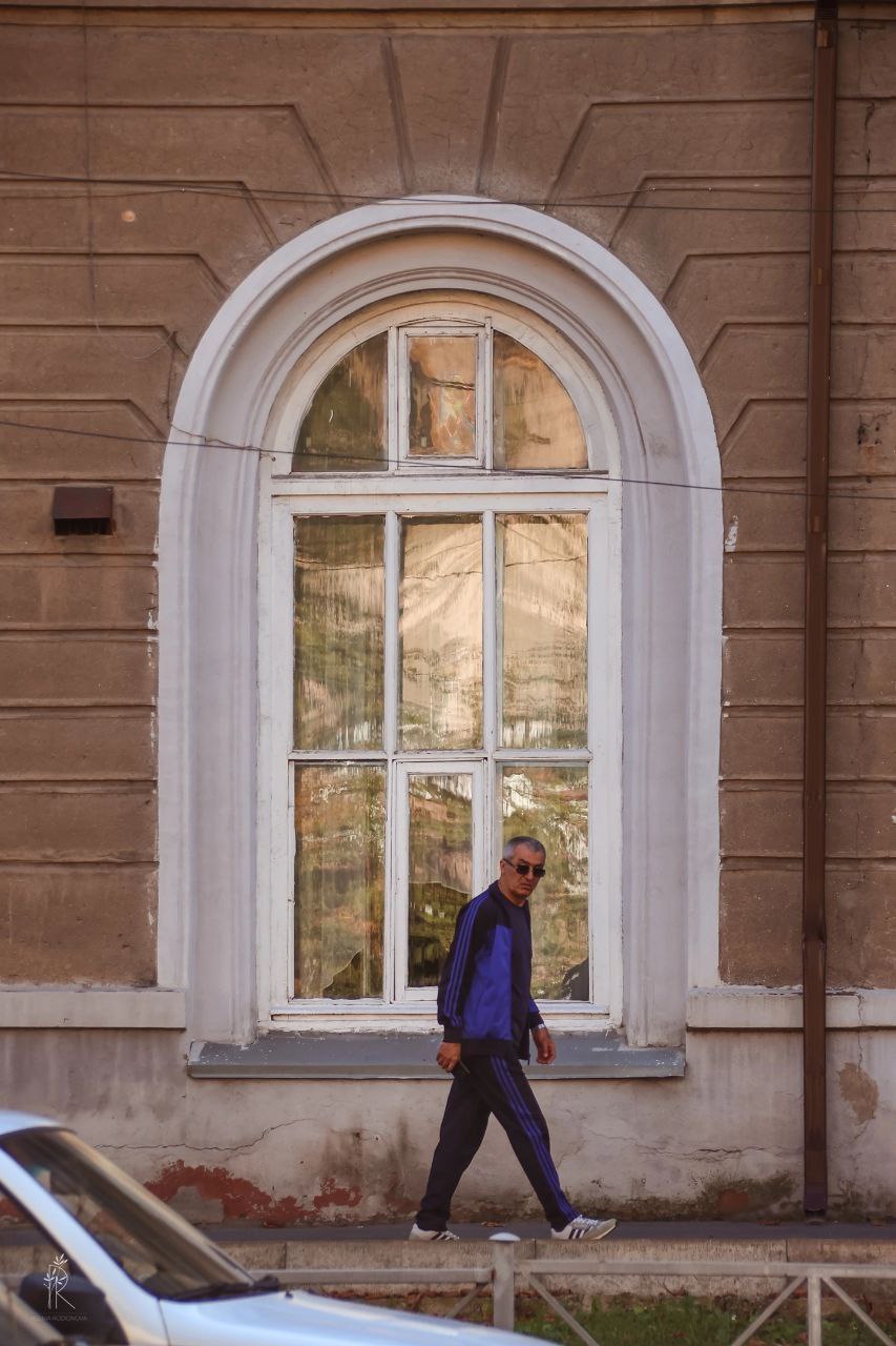 Улица Джанаева во Владикавказе ( ранее - Базарная) образовалась в начале XIX века Улица Джанаева во Владикавказе ( ранее - Базарная) образовалась в начале XIX века