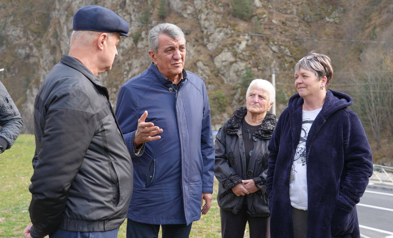 Глава РСО – Алания Сергей Меняйло принял участие в открытии после масштабной реконструкции дороги «Транскам» – В.Згид – Мацута». Глава РСО – Алания Сергей Меняйло принял участие в открытии после масштабной реконструкции дороги «Транскам» – В.Згид – Мацута».