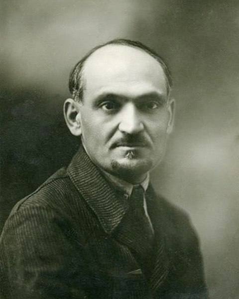 Поэт, искавший совершенство Поэт, искавший совершенство