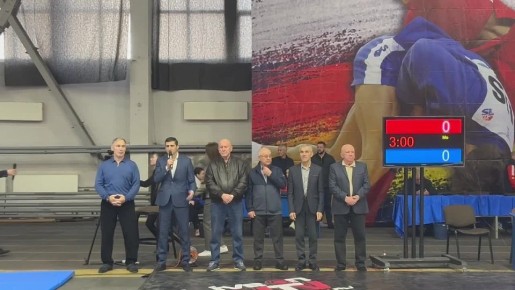 Открытое первенство республики по самбо проходит во дворце спорта «Манеж»