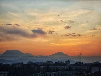 Доброй ночи, Владикавказ!. Хрзхсвт кнут!