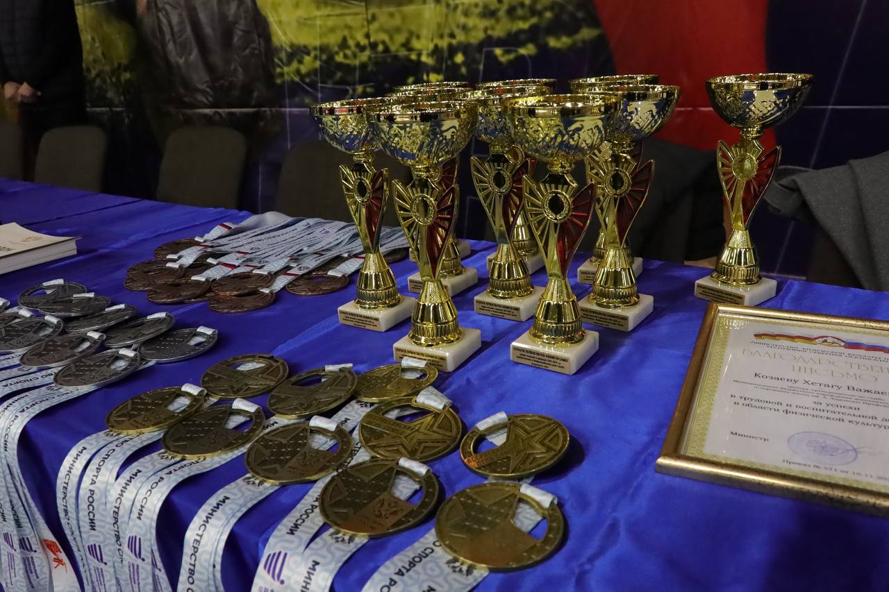 Министр физической культуры и спорта РСО-Алания Сослан Фраев принял участие в церемонии открытия первенства РСО-Алания по самбо, посвящённого Всероссийскому дню самбо Министр физической культуры и спорта РСО-Алания Сослан Фраев принял участие в церемонии открытия первенства РСО-Алания по самбо, посвящённого Всероссийскому дню самбо