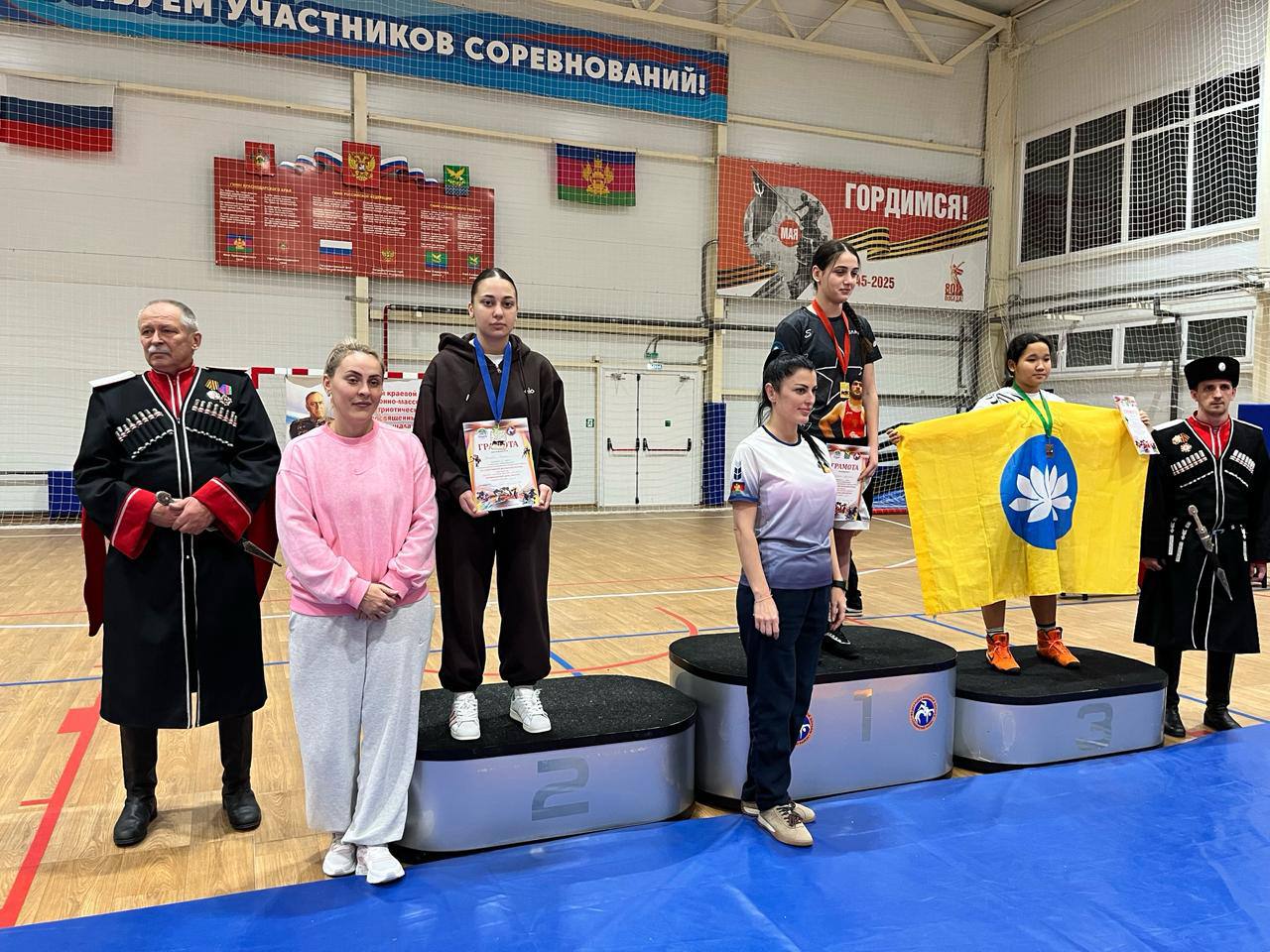 15 ноября в Славянском районе Краснодарского края прошел открытый турнир по женской борьбе, организованный в рамках госпрограммы «Спорт России» 15 ноября в Славянском районе Краснодарского края прошел открытый турнир по женской борьбе, организованный в рамках госпрограммы «Спорт России»