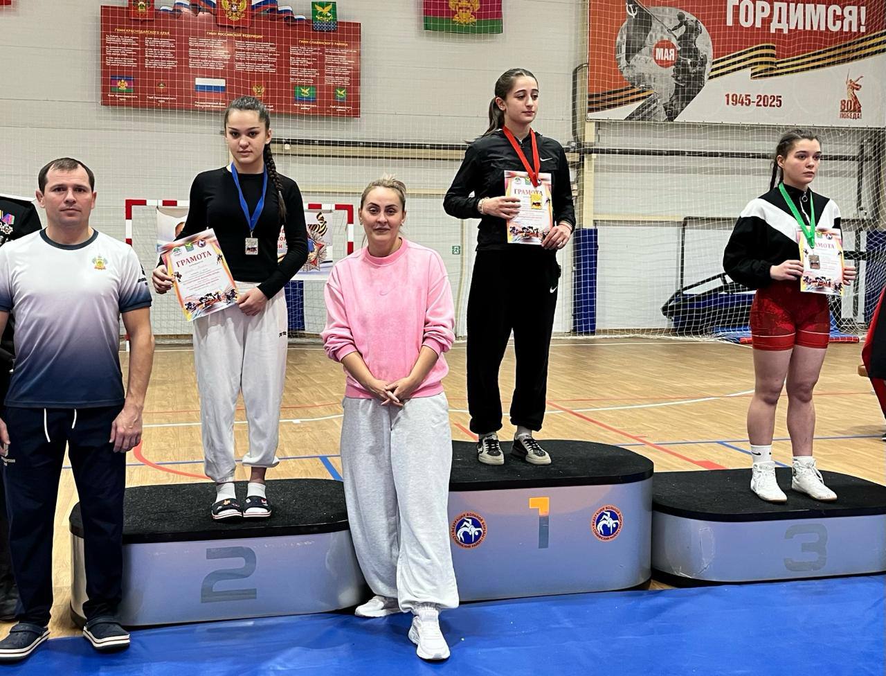 15 ноября в Славянском районе Краснодарского края прошел открытый турнир по женской борьбе, организованный в рамках госпрограммы «Спорт России» 15 ноября в Славянском районе Краснодарского края прошел открытый турнир по женской борьбе, организованный в рамках госпрограммы «Спорт России»