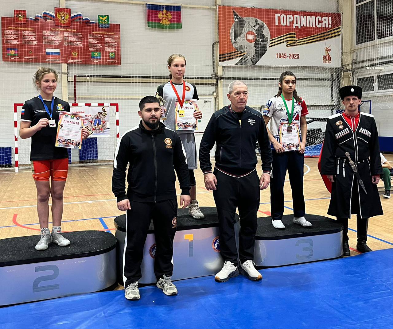 15 ноября в Славянском районе Краснодарского края прошел открытый турнир по женской борьбе, организованный в рамках госпрограммы «Спорт России» 15 ноября в Славянском районе Краснодарского края прошел открытый турнир по женской борьбе, организованный в рамках госпрограммы «Спорт России»