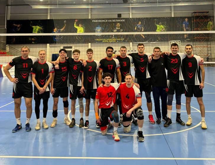 Во втором туре чемпионата России по волейболу среди команд первой лиги группы «Юг» развернулась напряжённая борьба за лидерство