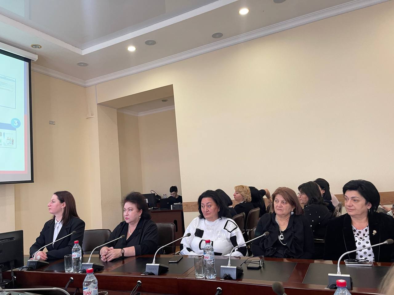 Сегодня на базе СОРИПКРО состоялась стратегическая встреча руководителя Российского центра обучения избирательным технологиям при ЦИК России Елены Александровны Осиповой совместно с Министром образования Эллой Алибековой с... Сегодня на базе СОРИПКРО состоялась стратегическая встреча руководителя Российского центра обучения избирательным технологиям при ЦИК России Елены Александровны Осиповой совместно с Министром образования Эллой Алибековой с...