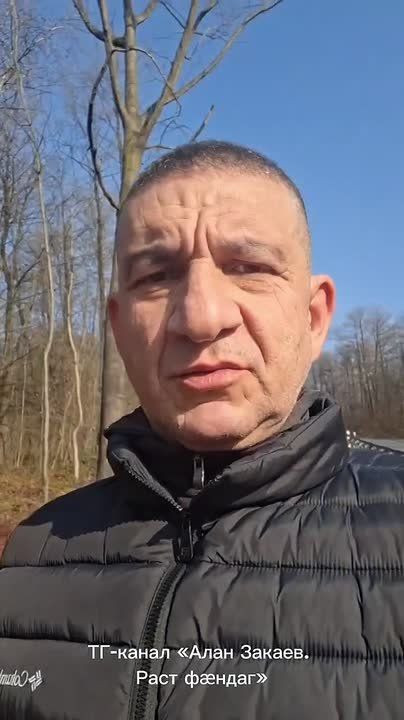   !             -   , ! ,      ,   !...