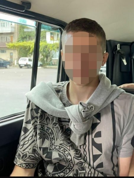 Сотрудники уголовного розыска Пригородного района Северной Осетии задержали нелегала из Южной Осетии, подозреваемого в кражах из храма и домовладения пенсионеров