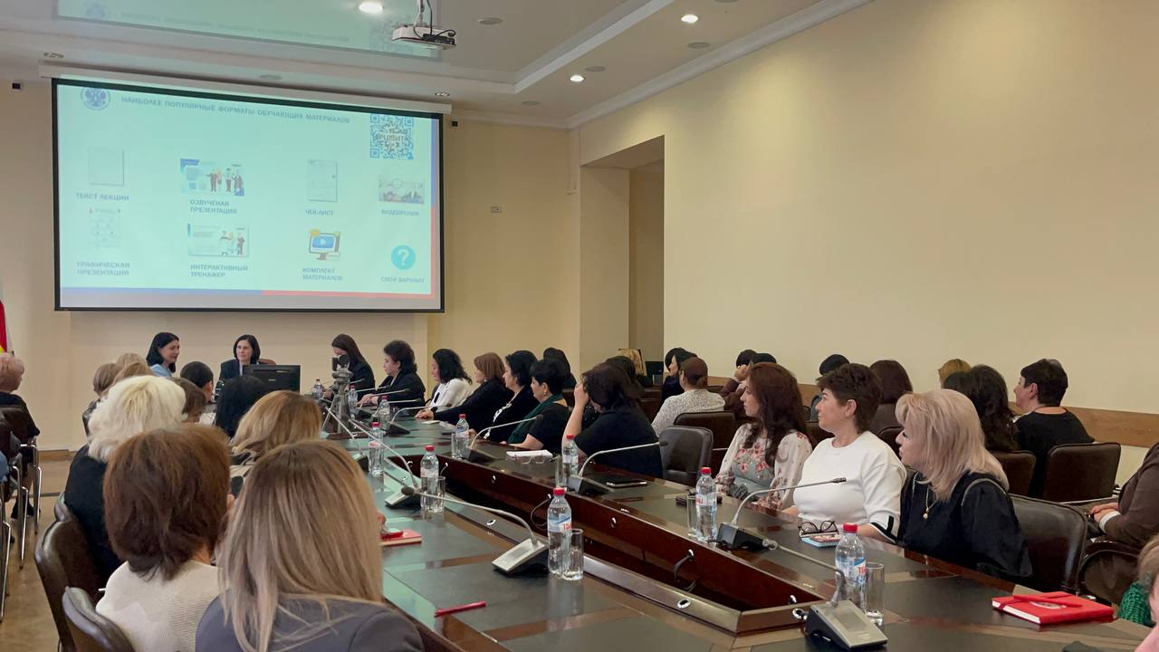 Сегодня на базе СОРИПКРО состоялась стратегическая встреча руководителя Российского центра обучения избирательным технологиям при ЦИК России Елены Александровны Осиповой совместно с Министром образования Эллой Алибековой с... Сегодня на базе СОРИПКРО состоялась стратегическая встреча руководителя Российского центра обучения избирательным технологиям при ЦИК России Елены Александровны Осиповой совместно с Министром образования Эллой Алибековой с...