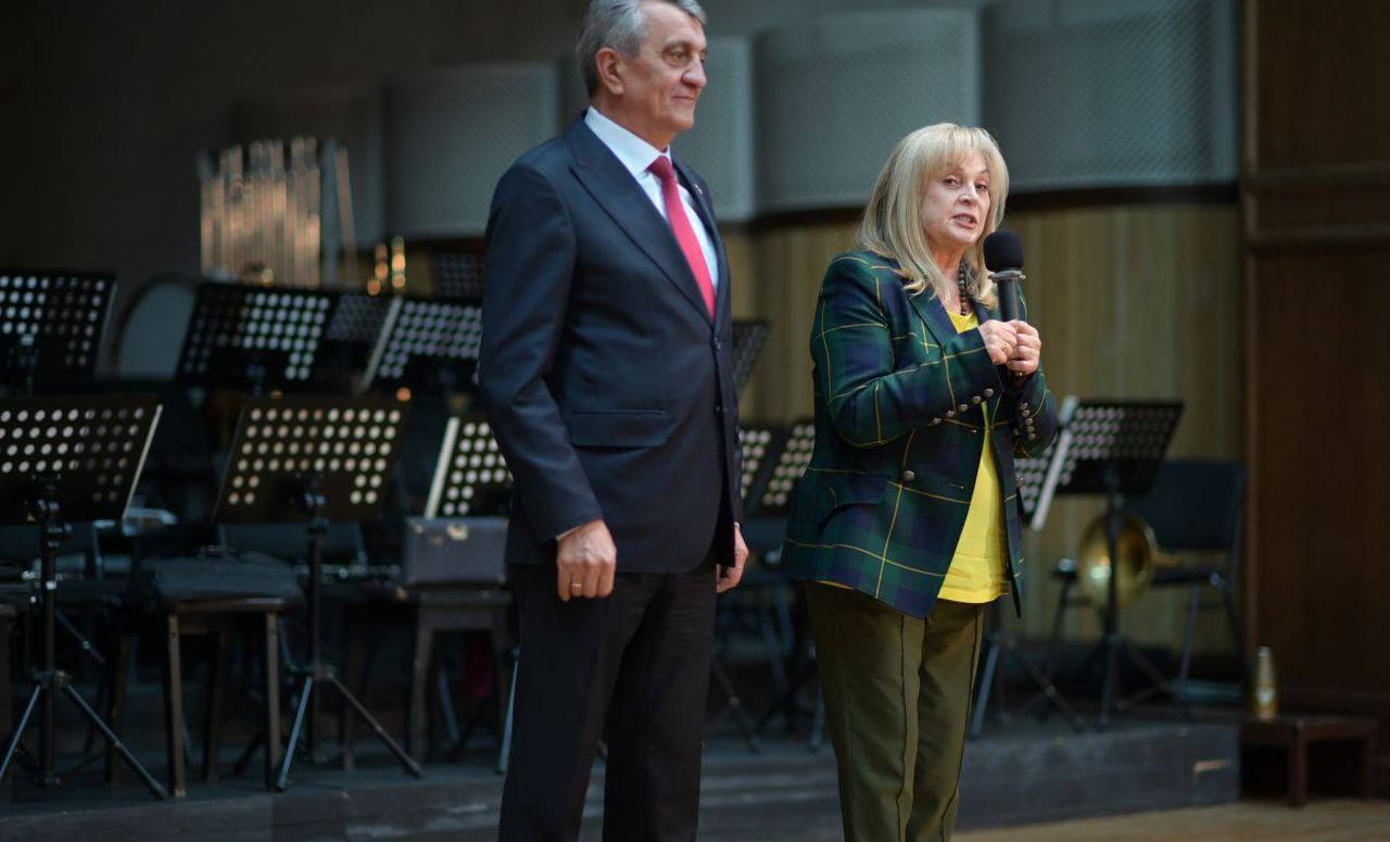 Торжественное собрание в честь 30-летия Избирательной комиссии Северной Осетии состоялось во Владикавказе Торжественное собрание в честь 30-летия Избирательной комиссии Северной Осетии состоялось во Владикавказе