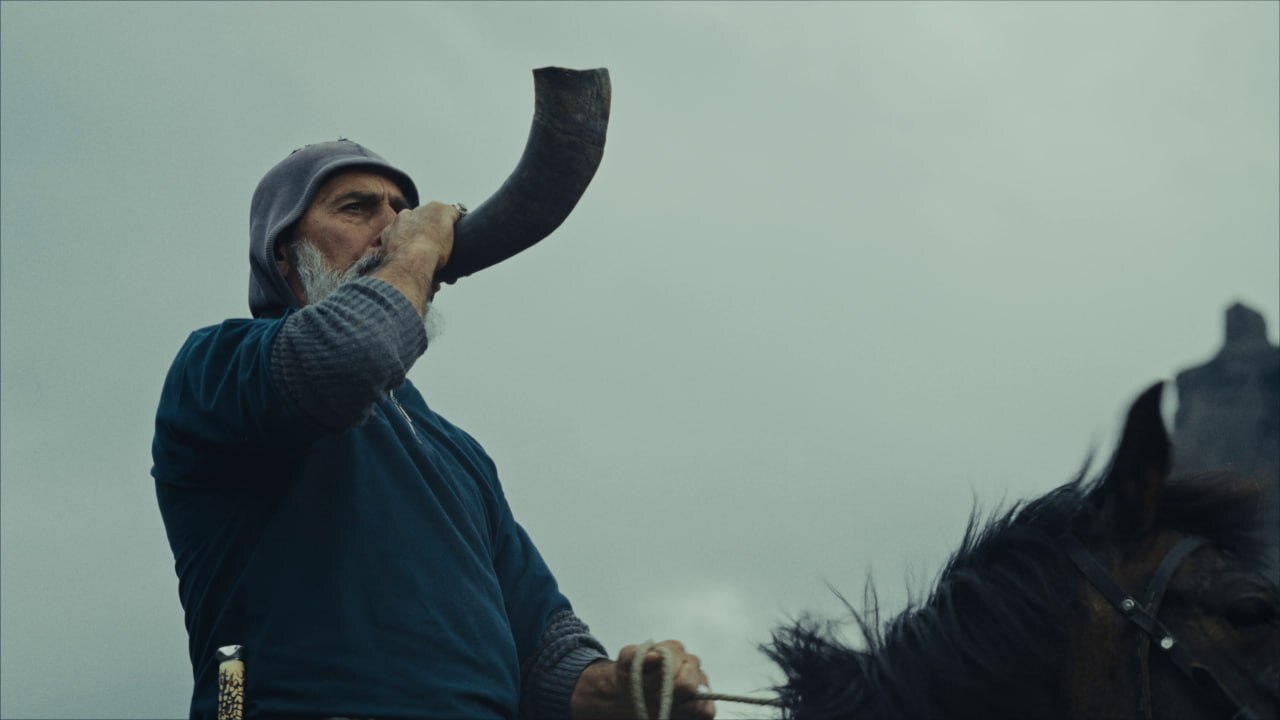 Во Владикавказе покажут документальный фильм о Северной Осетии Во Владикавказе покажут документальный фильм о Северной Осетии