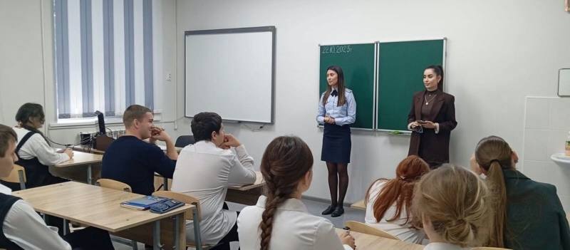Полицейские Моздокского района Северной Осетии в беседе с несовершеннолетними в рамках акции «Чистое поколение» особое внимание уделили нормам закона и ответственности за участие в незаконном распространении наркотиков Полицейские Моздокского района Северной Осетии в беседе с несовершеннолетними в рамках акции «Чистое поколение» особое внимание уделили нормам закона и ответственности за участие в незаконном распространении наркотиков