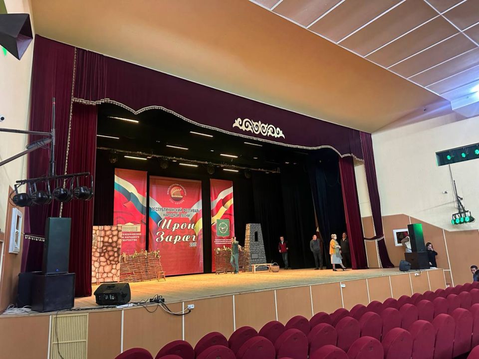 Министр культуры республики посетил учреждения культуры Кировского района