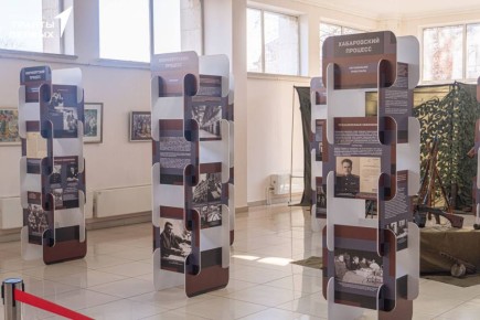 19 ноября в Национальной научной библиотеке РСО-Алания состоялось открытие фестиваля «История справедливости: Нюрнбергский, Токийский и Хабаровский трибуналы», проводимого в рамках реализации национального проекта «Молодёжь...