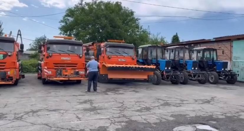 В Северную Осетию поступила партия коммунальной техники от Правительства Москвы В Северную Осетию поступила партия коммунальной техники от Правительства Москвы