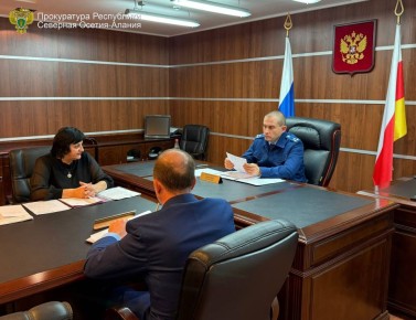 Прокурор Республики Северная Осетия – Алания Олег Апанасевич провел личный прием граждан в приемной Президента Российской Федерации в Республике Северная Осетия – Алания