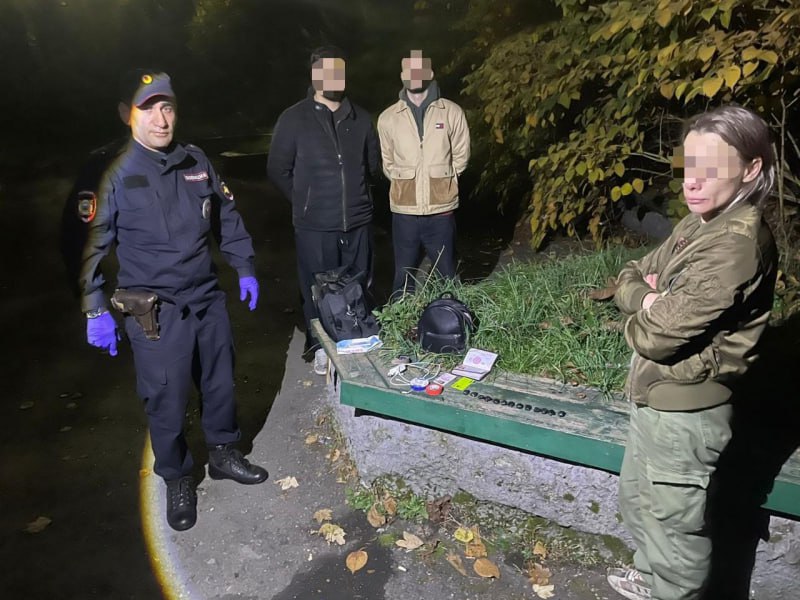 Полицейские ППС отдела полиции №3 Владикавказа задержали наркотуристку, прибывшую из Ростова-на-Дону Полицейские ППС отдела полиции №3 Владикавказа задержали наркотуристку, прибывшую из Ростова-на-Дону