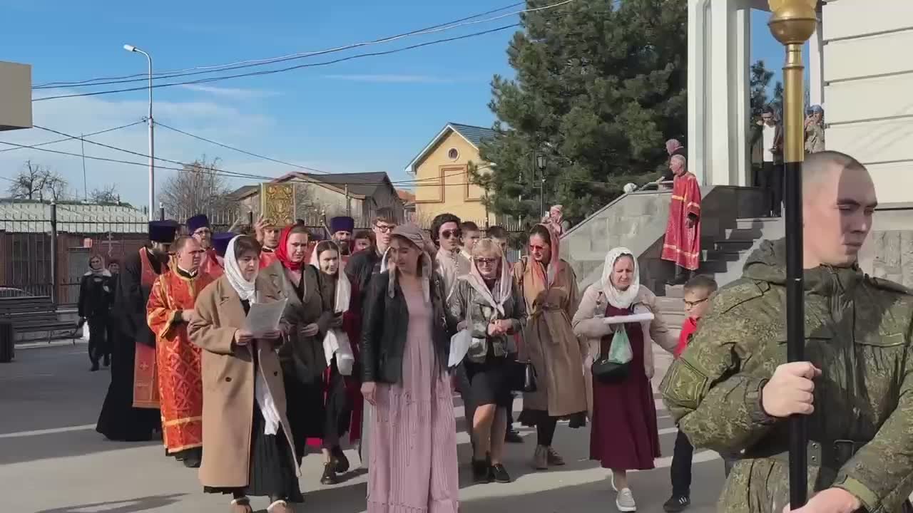 Во Владикавказе прошел крестный ход в честь Собора Аланских святых