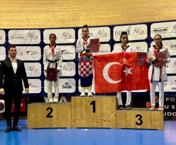 В Швейцарии проходит первенство Европы по тхэквондо среди юниоров и юниорок до 17 лет