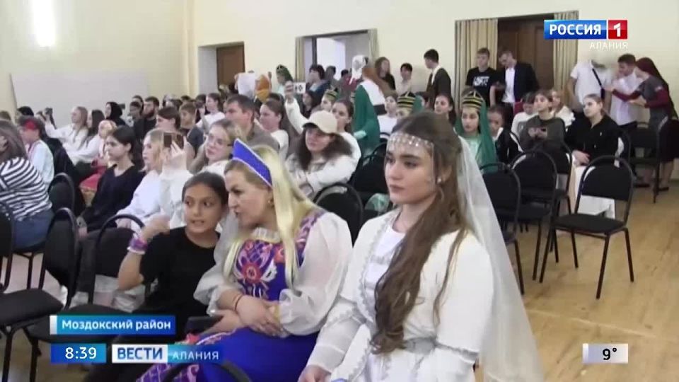 Центр социализации молодежи Моздокского района провел фестиваль-ярмарку «Народы Кавказа»