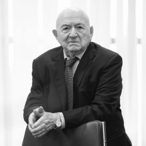 Президент федерации футбола Северной Осетии Игорь Зазроев заявил, что смерть олимпийского чемпиона 1956 года Никиты Симоняна является большой потерей для футбола