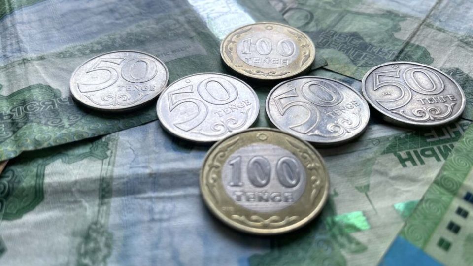 Как выбрать между пенсионным аннуитетом и выплатами из ЕНПФ: все, что нужно знать