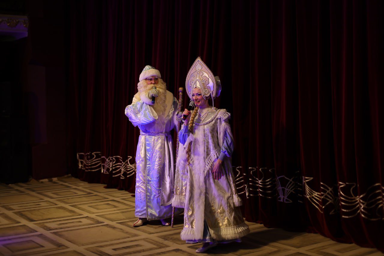 До Нового года осталось 34 дня До Нового года осталось 34 дня