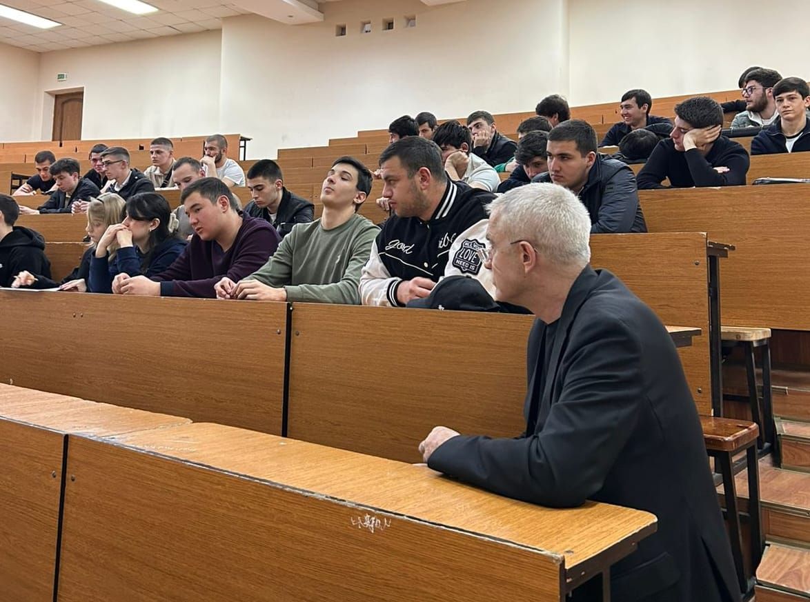 26.11.2025 г. службой проректора по безопасности совместно с Центром по противодействию экстремизму по РСО-Алания (ЦПЭ) и Центром социализации молодежи РСО-Алания было проведено профилактическое мероприятие со студентами... 26.11.2025 г. службой проректора по безопасности совместно с Центром по противодействию экстремизму по РСО-Алания (ЦПЭ) и Центром социализации молодежи РСО-Алания было проведено профилактическое мероприятие со студентами...