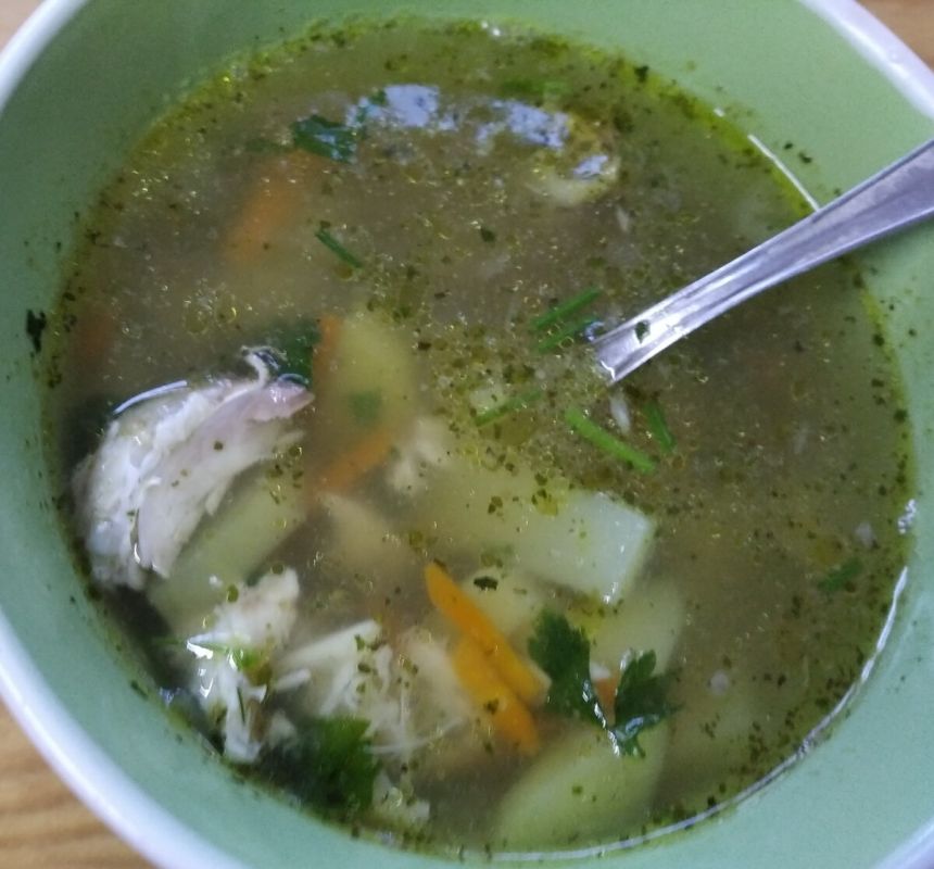 Ароматная уха из свежей рыбы: простой рецепт для всех