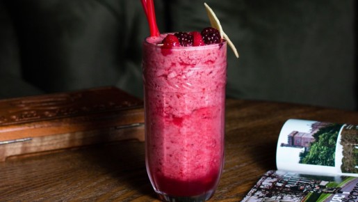 Если дети воротят нос от морса, порадуйте их этим коктейлем: заставит забыть о газировках