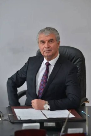 Коллектив Министерства культуры РСО-Алания поздравляет с днем рождения народного артиста РФ, художественного руководителя Государственного академического ансамбля танца «Алан» Зелимхана Петровича Козаева