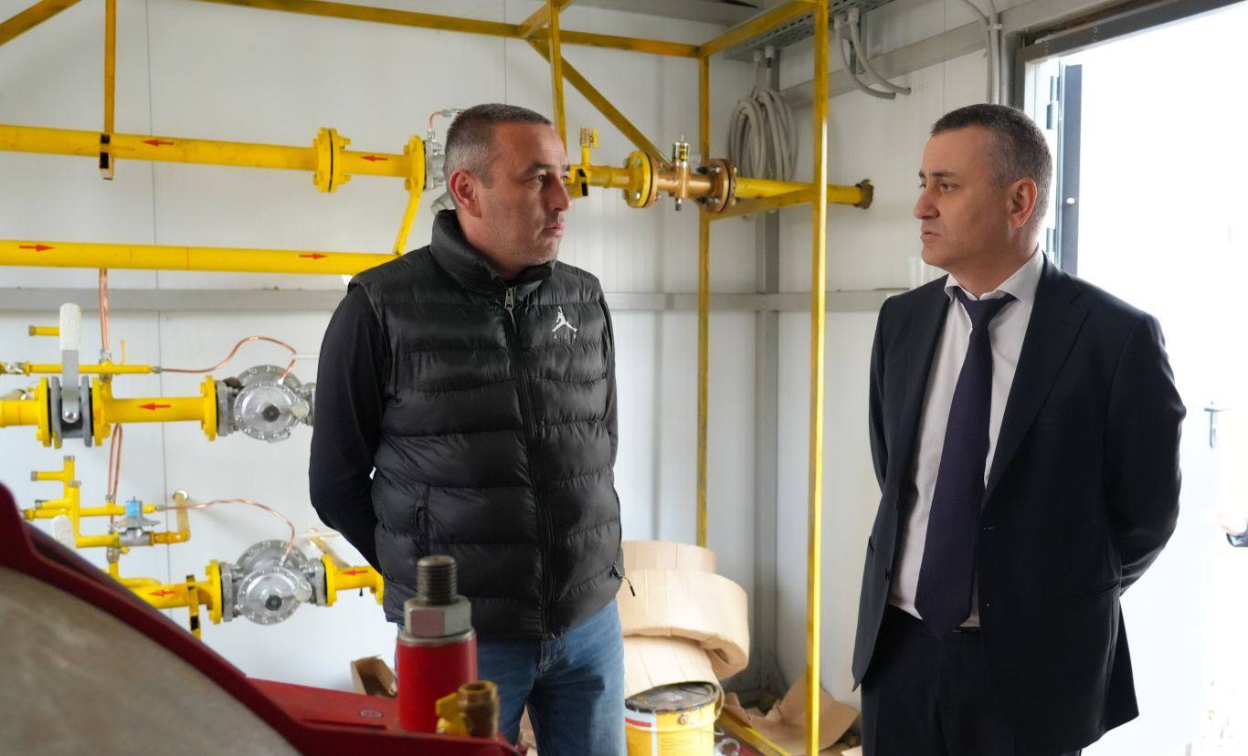 Определить текущую обстановку, обратить внимание на особо острые проблемы и найти варианты решения важных вопросов, которые стоят на повестке Определить текущую обстановку, обратить внимание на особо острые проблемы и найти варианты решения важных вопросов, которые стоят на повестке