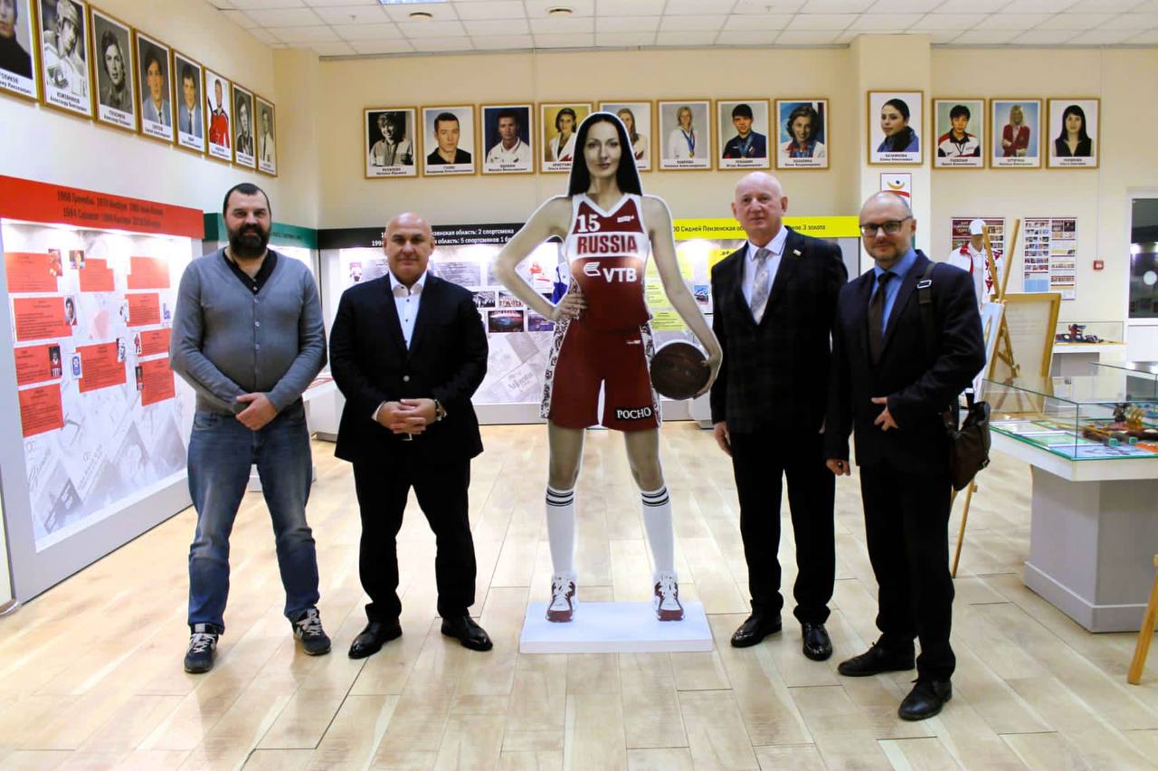 Заместитель директора Института истории и археологии РСО-А Казбек ЕНАЛДИЕВ и член координационного совета МОД «ВСО» Фридон ГУЦАЕВ по приглашению Губернатора Пензенской области Олега МЕЛЬНИЧЕНКО принимают участие в... Заместитель директора Института истории и археологии РСО-А Казбек ЕНАЛДИЕВ и член координационного совета МОД «ВСО» Фридон ГУЦАЕВ по приглашению Губернатора Пензенской области Олега МЕЛЬНИЧЕНКО принимают участие в...