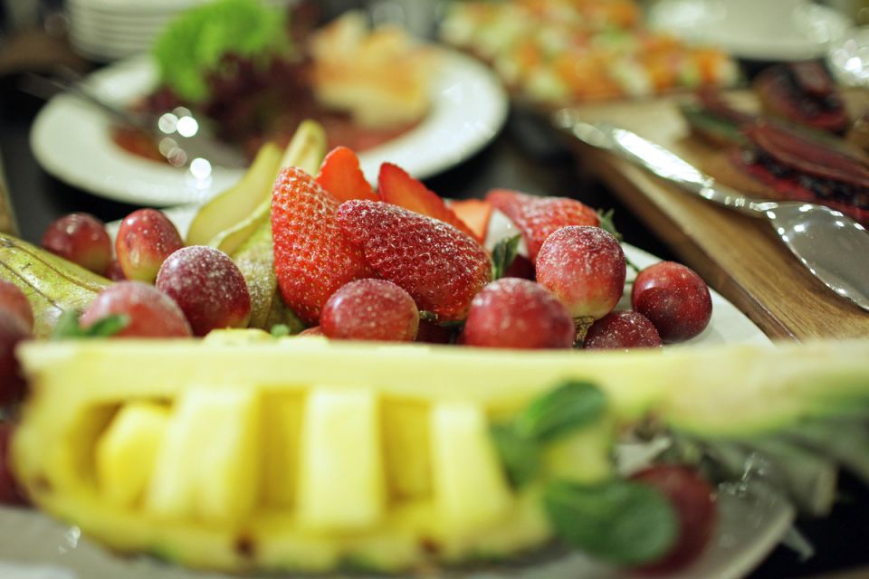 Массовое отравление в петербургском ресторане: что известно