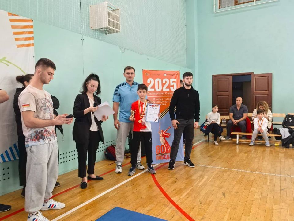 Юные борцы показали мастерство и волю к победе