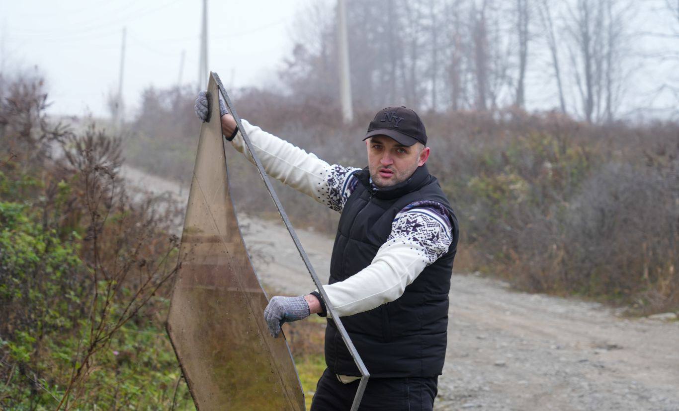 Сотрудники Администрации Главы и Правительства Северной Осетии, руководители органов исполнительной власти республики провели масштабный субботник на территории военно-исторического музейного комплекса «Барбашово поле» Сотрудники Администрации Главы и Правительства Северной Осетии, руководители органов исполнительной власти республики провели масштабный субботник на территории военно-исторического музейного комплекса «Барбашово поле»