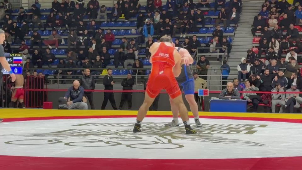 Алан Багаев (92кг) выходит в 1/2