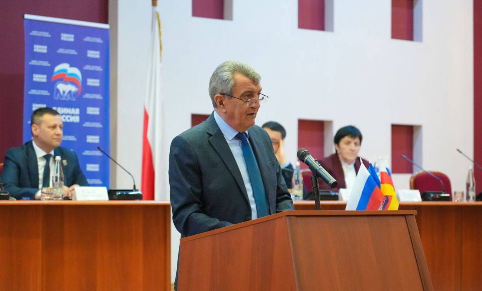 Глава РСО – Алания, член Высшего совета «Единой России», секретарь регионального отделения» партии Сергей Меняйло принял участие в работе 37-й региональной конференции Северо-Осетинского отделения партии «Единая Россия»